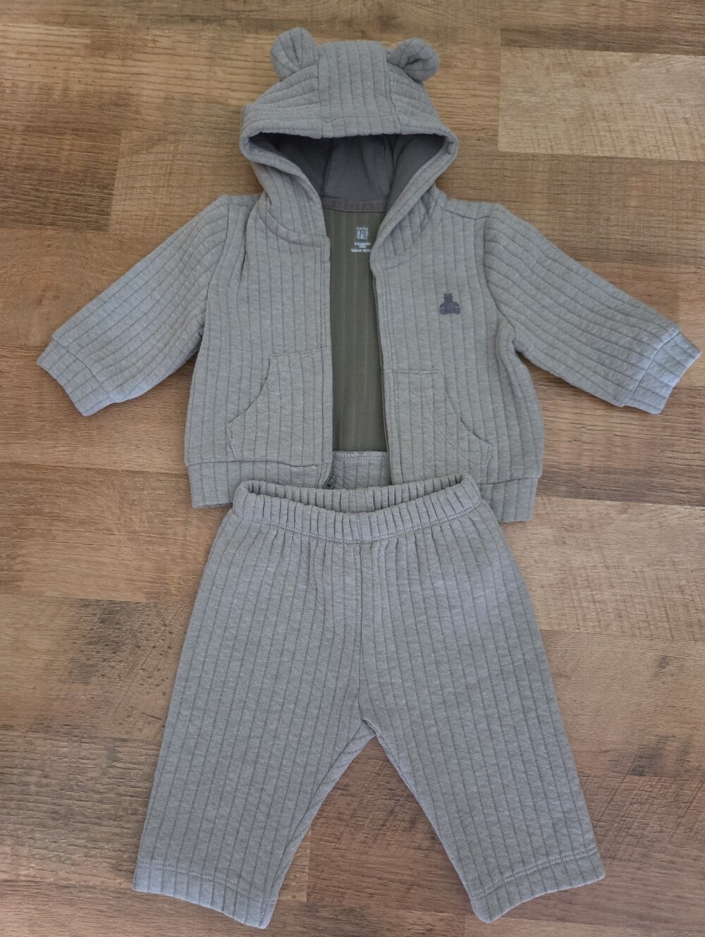 Baby Gap Lot - Matching Sets And Zipper Footie - Picture 4 of 5